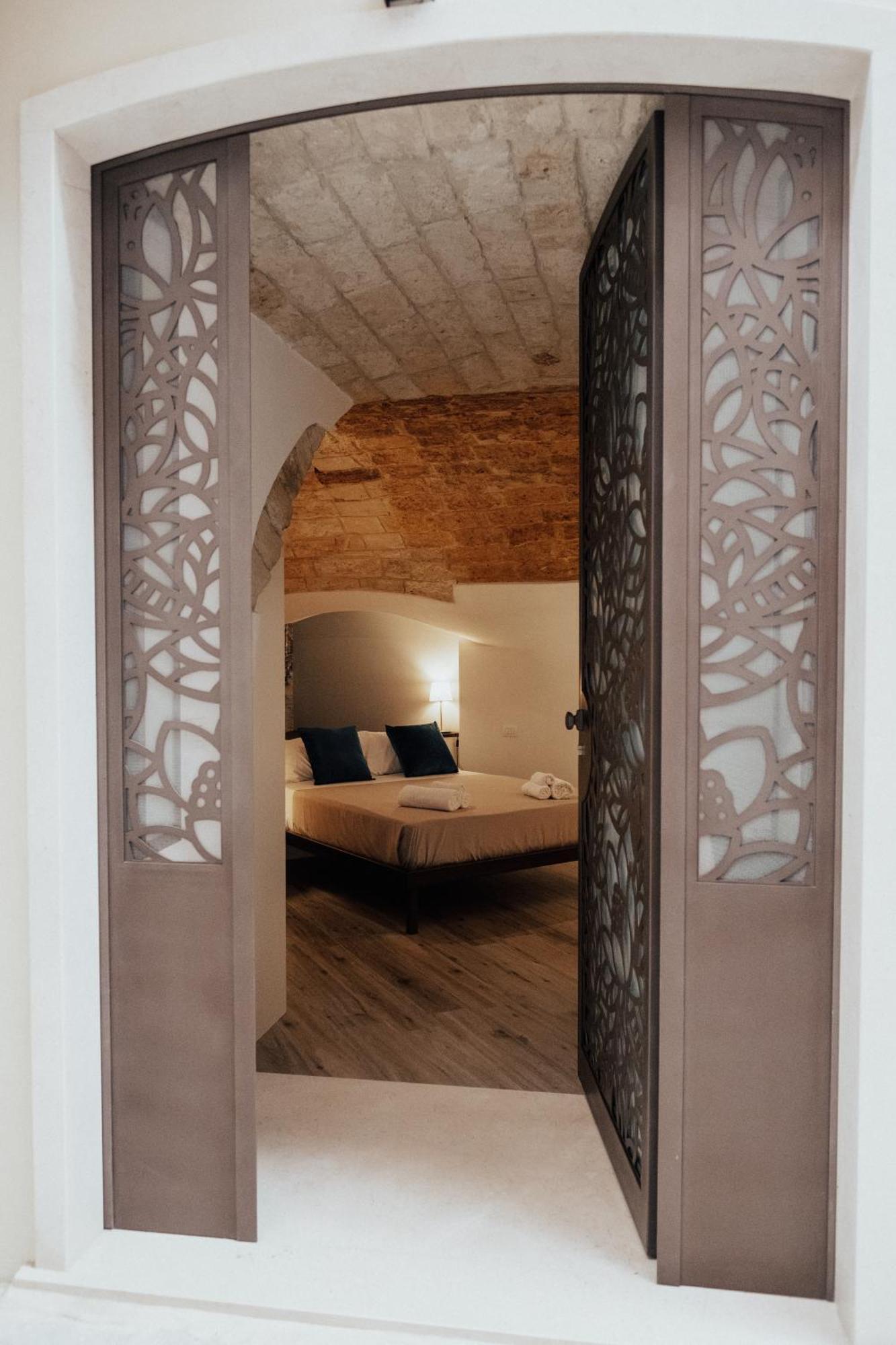 Timeless Apulian Luxury Suite Μπάρι Εξωτερικό φωτογραφία